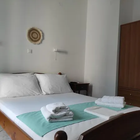 Fabrika B2 * Vari (Syros)